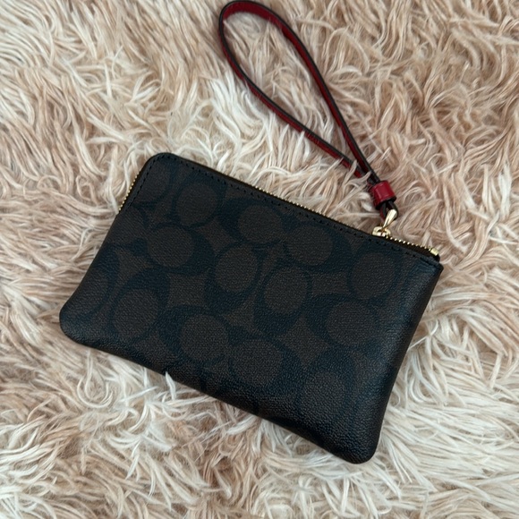 Coach wristlet, never used! - Picture 2 of 5